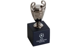 MINIATURA COPPA UEFA CHAMPIONS LEAGUE UFFICIALE alt. 70 mm.